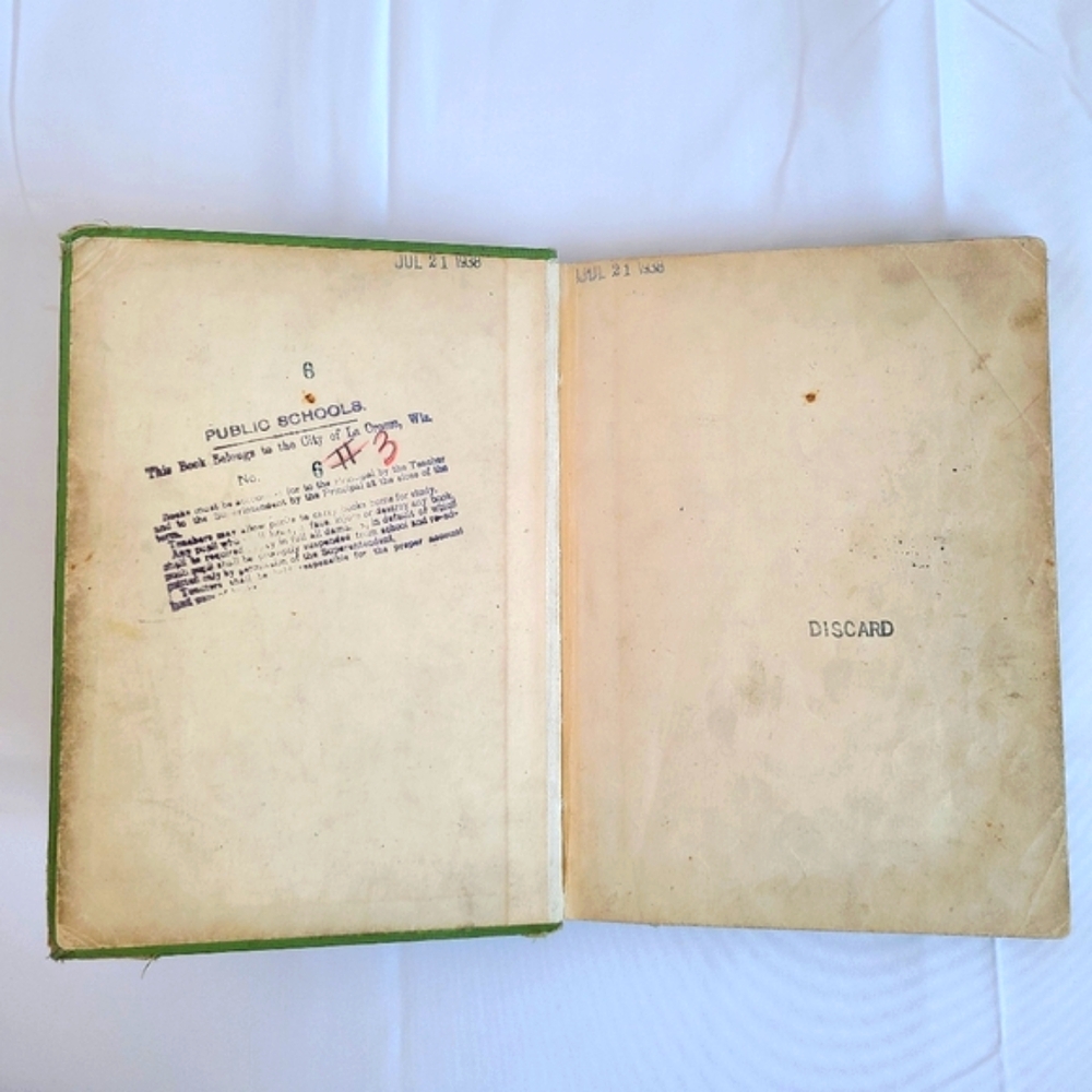 Vintage 1938 It Happened One Day The Wonder-Story Books Hardcover Collectible - Picture 2 of 9